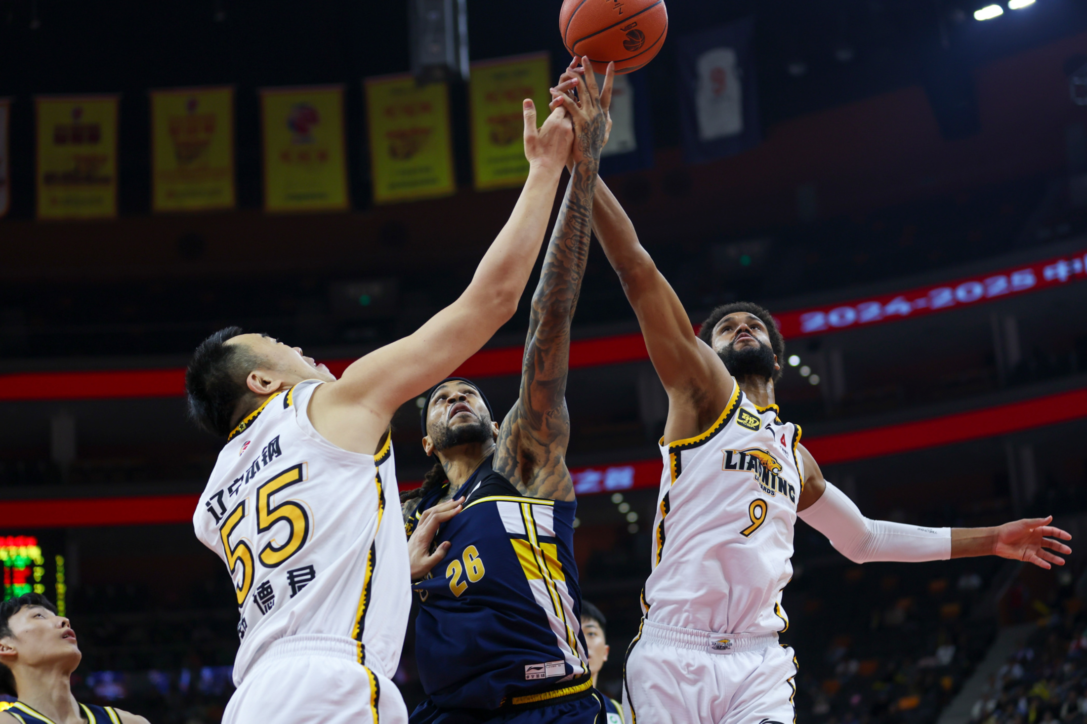 九游娱乐APP-广东宏远vs美国肯塔基传奇队回放