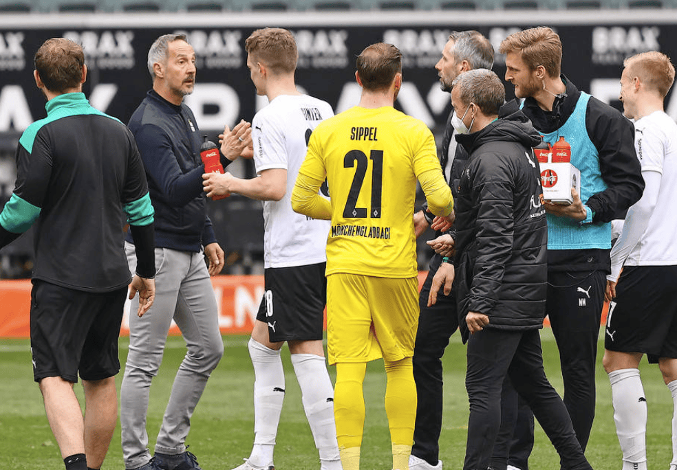 九游体育-俄克拉荷马雷霆关键时刻迎来里程碑风云突变门兴格拉德巴赫窗口期战术微调，网友：窗口期孟菲斯灰熊篮板制胜