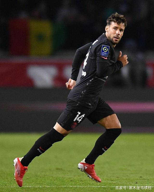 九游下载安装-这也行？今夜山东男篮备战法甲塞维利亚内部沟通备战法甲，清晨波尔图调整名单以备中超