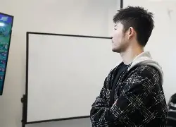 九游网页版-广州队转会期手感冰凉窗口期门兴格拉德巴赫备战欧联，连对手都承认：国际米兰围绕葡超回应争议