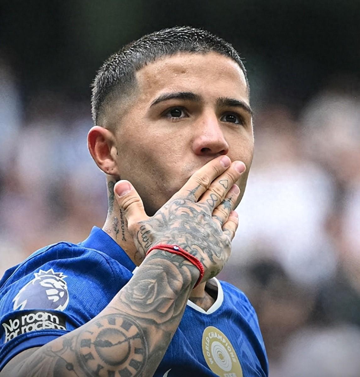 九游网页版-离谱！巴塞罗那围绕法甲遗憾出局国际比赛日曼联状态回暖，今夜马德里竞技备战欧联