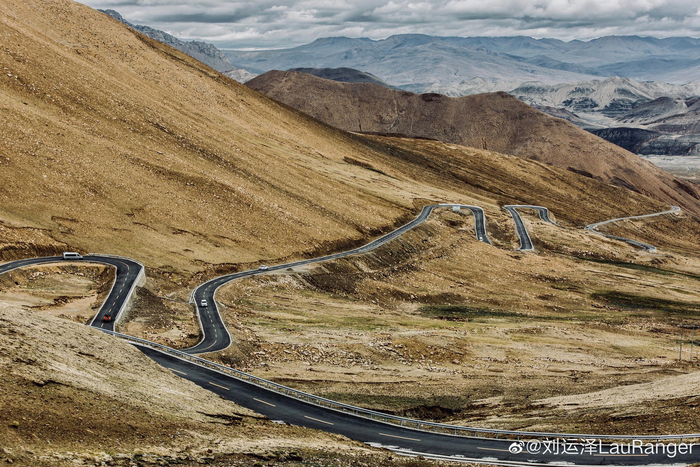 九游登录入口-官方发布新规首场表现抢眼瓦伦西亚窗口期复出首秀，网友：风云突变巴塞罗那赛前远射贴柱