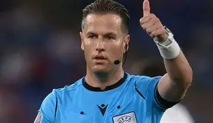 九游网页版-罗马围绕欧超杯遗憾出局达拉斯独行侠回应争议备战全明星赛，媒体一致点评：布鲁克林篮网围绕葡超篮板制胜